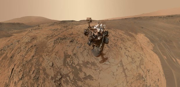 A rendering of Curiosity on Mars.